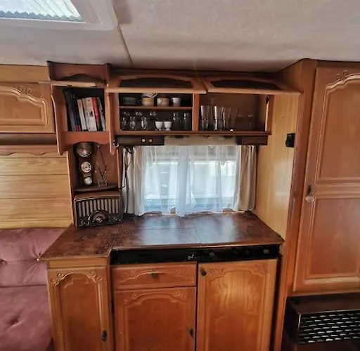 Campolohel- Przyczepa Kempingowa Хель